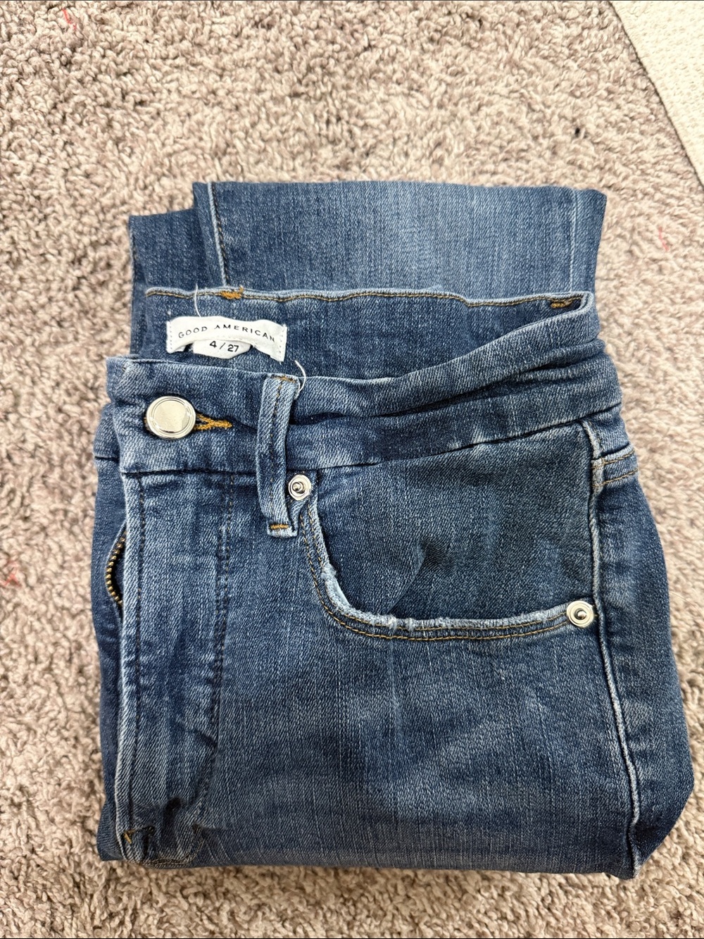 Good American Slim Stretch Skinny Jeans in Blue Wash